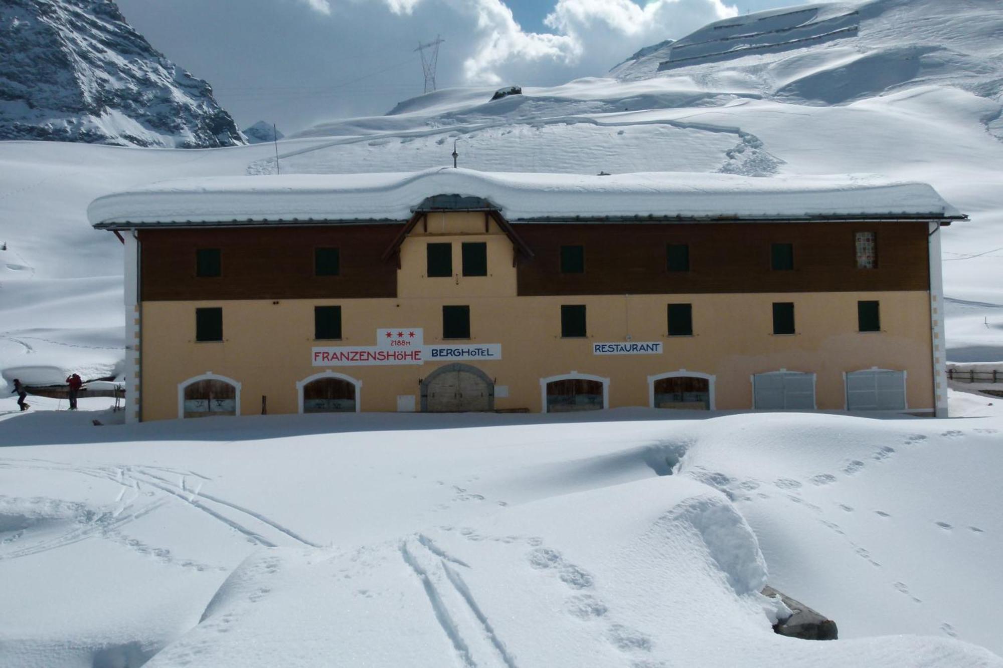 Berghotel Franzenshoehe Trafoi Exterior photo